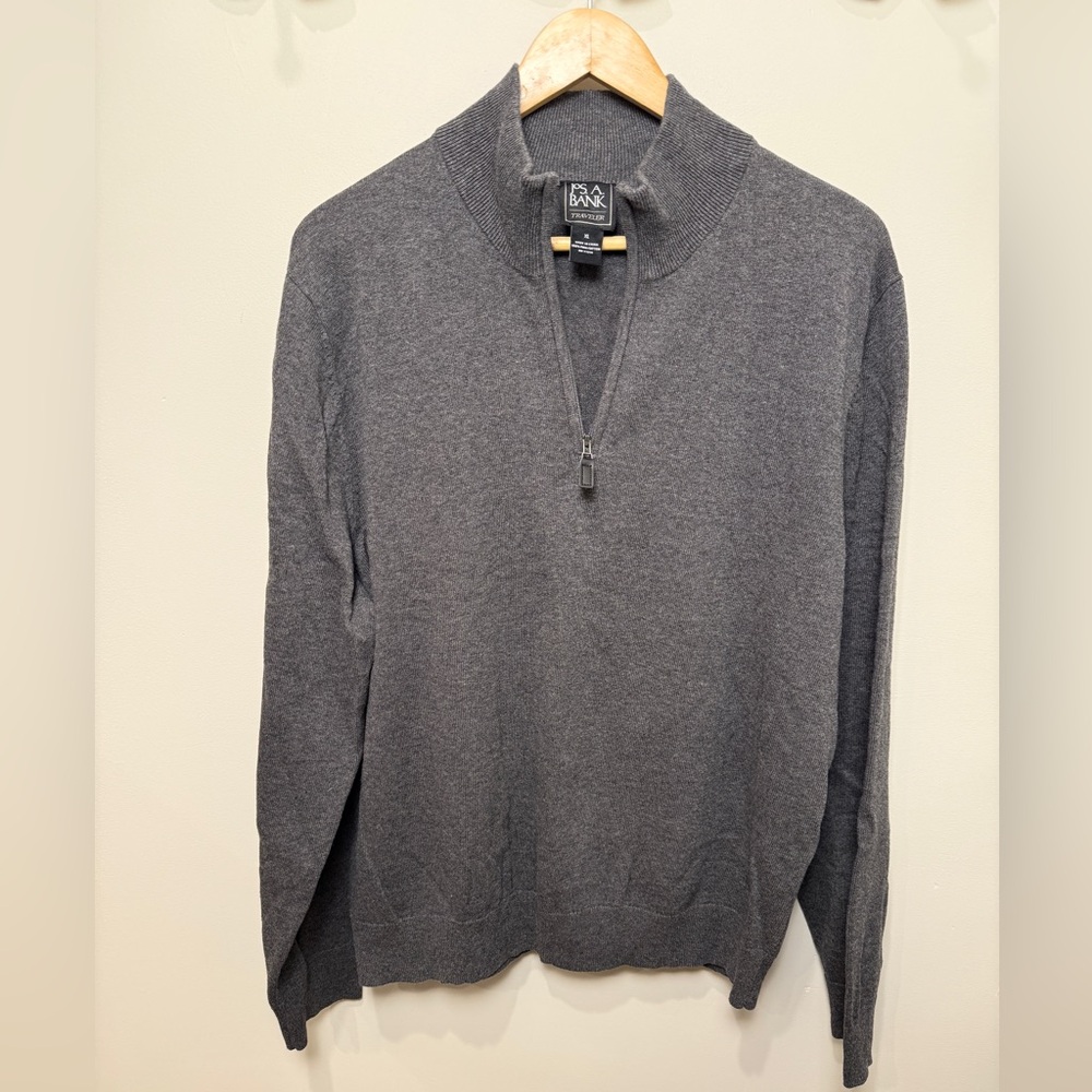 Jos A Bank Men's Traveler Gray Half-Zip Sweater Size XL